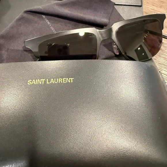 Saint Laurent Black Sunglasses - Picture 6 of 6
